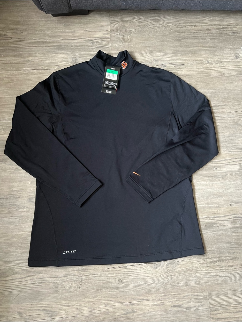 NWT Nike Men’s On Field Cincinnati Bengals Dri-Fit Black Long Sleeve